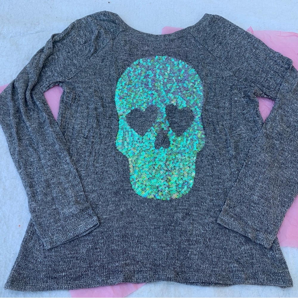 VS Pink Skull sequin bling low back sweater nwt Sz medium